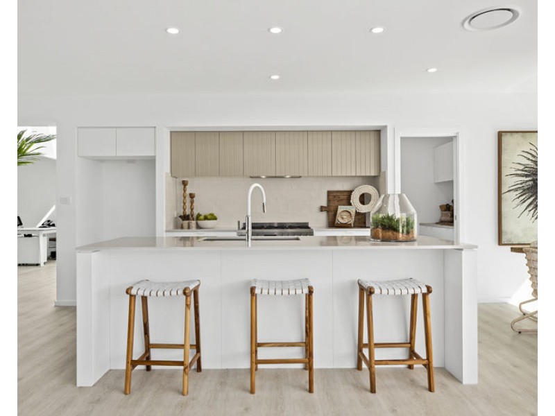 1 Angler Crescent, Bonville NSW 2441