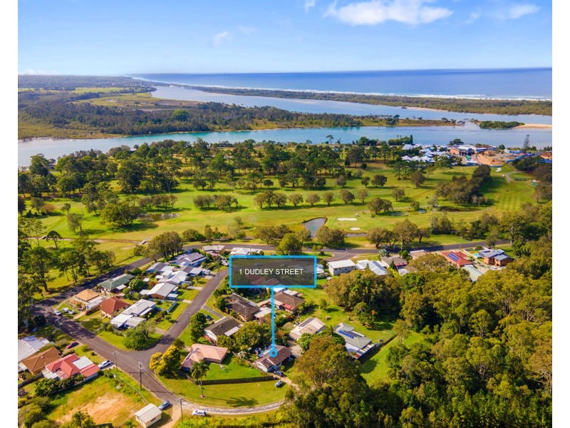 1 Dudley Street, Urunga NSW 2455