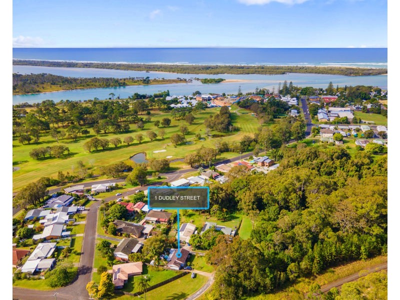 1 Dudley Street, Urunga NSW 2455