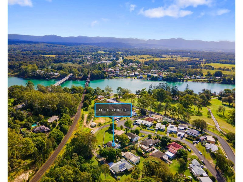 1 Dudley Street, Urunga NSW 2455