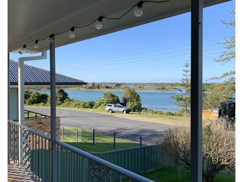 3 Morgo Street, Urunga NSW 2455