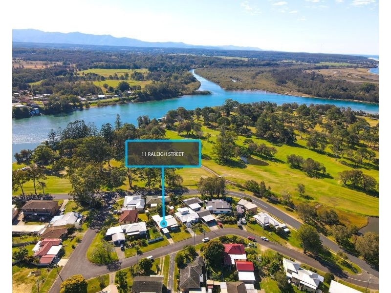 11 Raleigh Street, Urunga NSW 2455