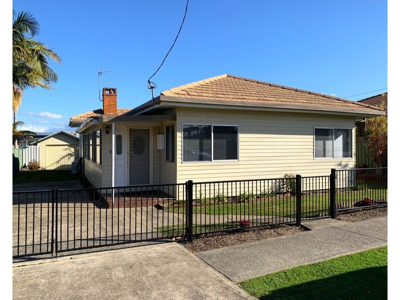 9 Bowra Street, Urunga NSW 2455