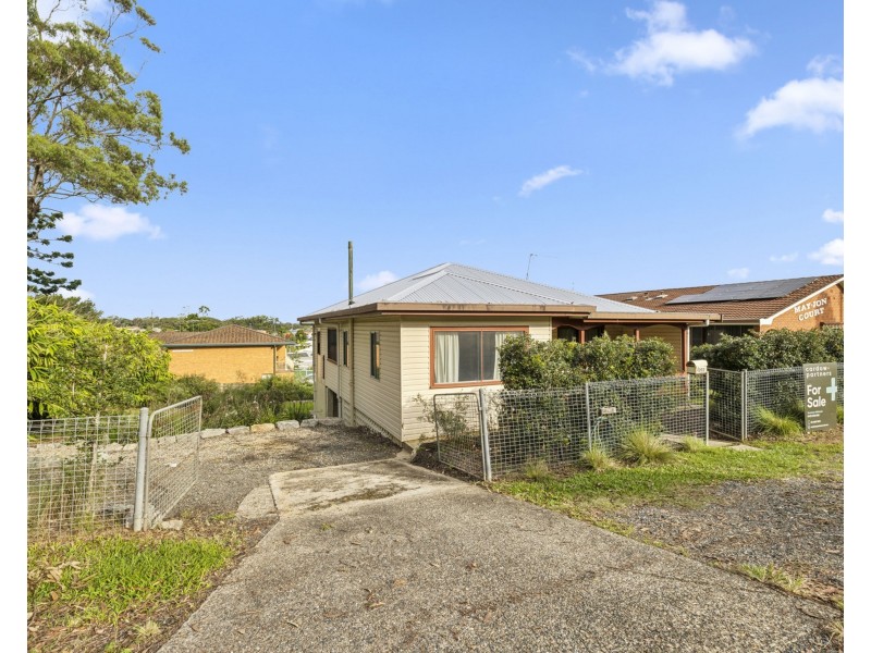 4202 Giinagay Way, Urunga NSW 2455