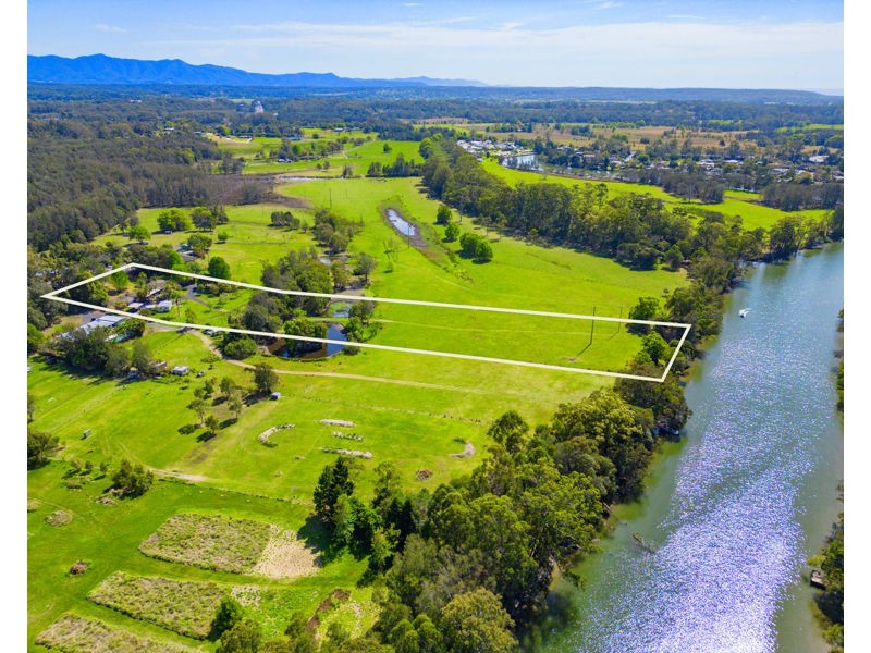 46 Riverside Drive, Urunga NSW 2455
