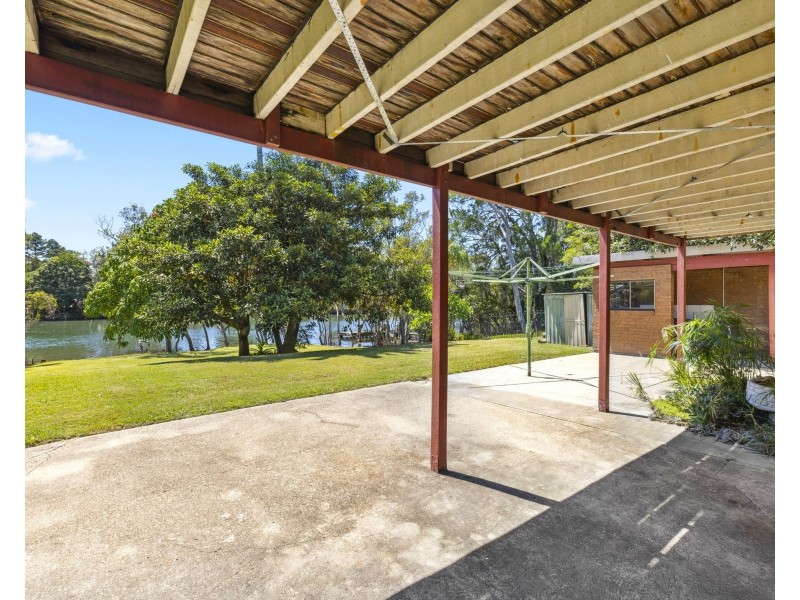 18 Island Place, Urunga NSW 2455