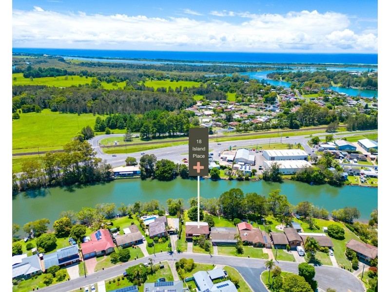 18 Island Place, Urunga NSW 2455