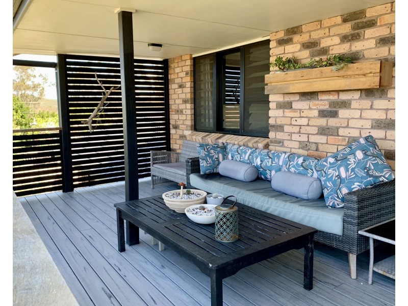 1 Vista Way, Scotts Head NSW 2447