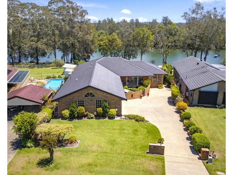 35 Rosedale Drive, Urunga NSW 2455