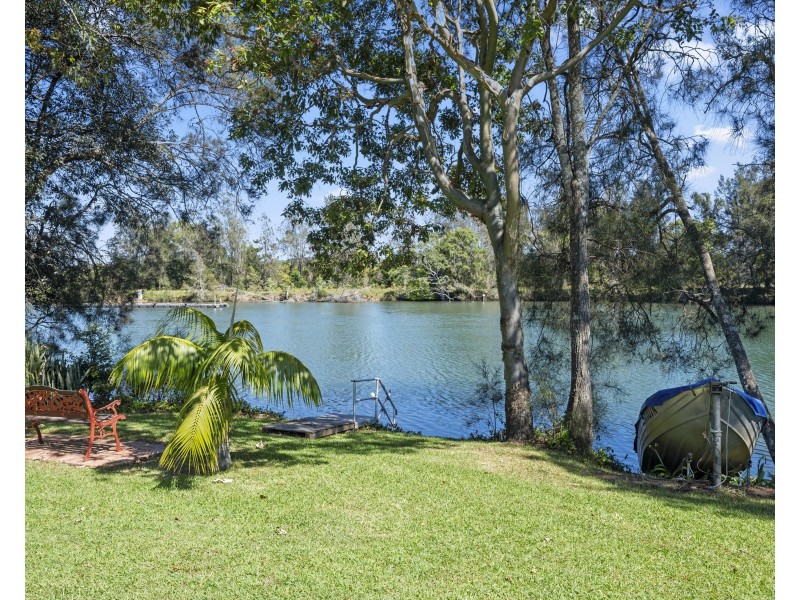 35 Rosedale Drive, Urunga NSW 2455
