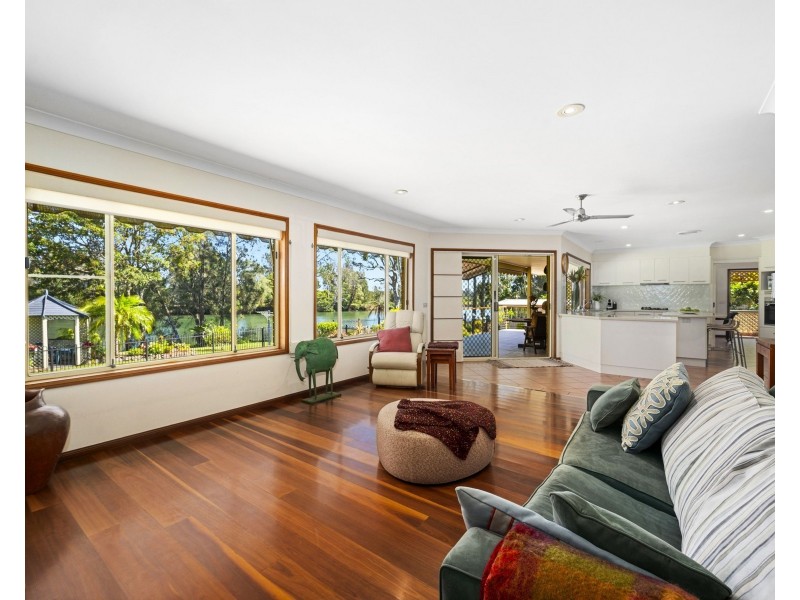 35 Rosedale Drive, Urunga NSW 2455