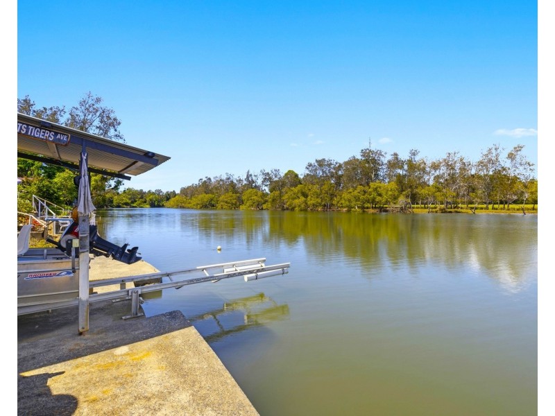 17 Newry Island Drive, Urunga NSW 2455