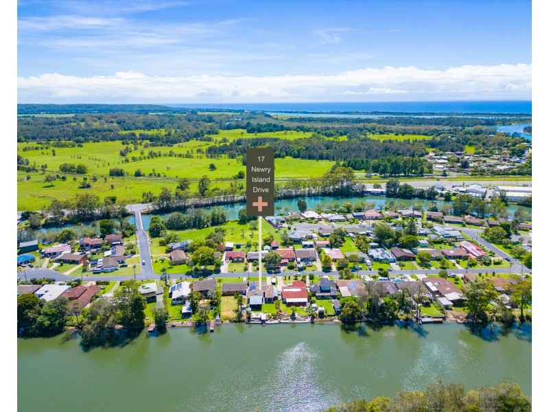 17 Newry Island Drive, Urunga NSW 2455