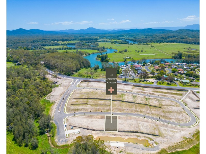 41 Angophora Crescent, Urunga NSW 2455