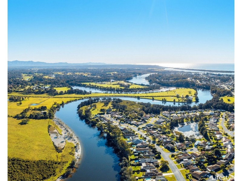 41 Angophora Crescent, Urunga NSW 2455