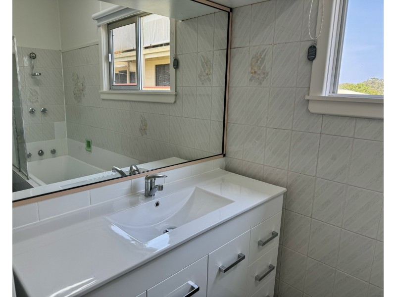 2 Comlaroi Street, Urunga NSW 2455