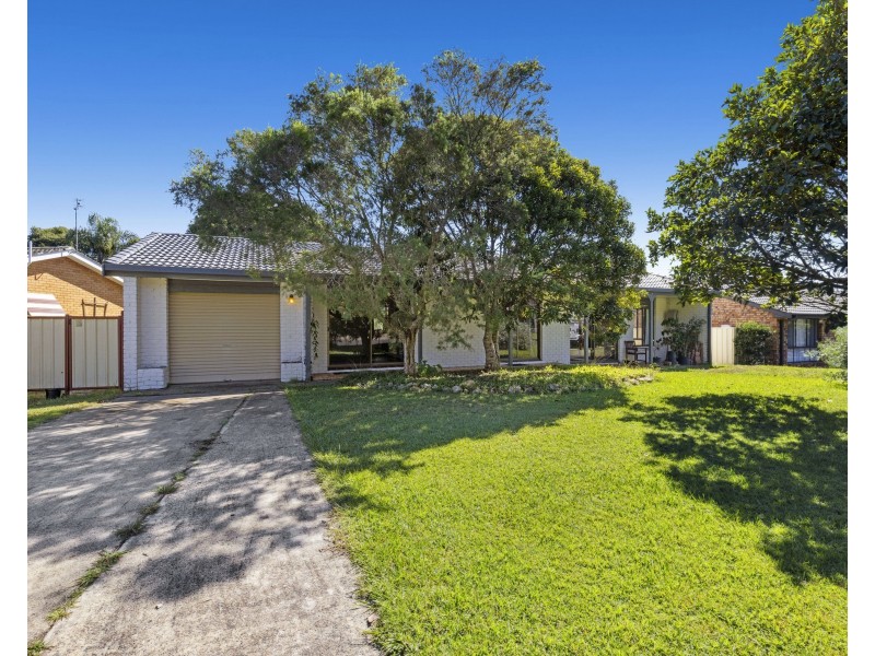 11 Rosedale Drive, Urunga NSW 2455