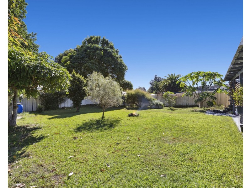 11 Rosedale Drive, Urunga NSW 2455