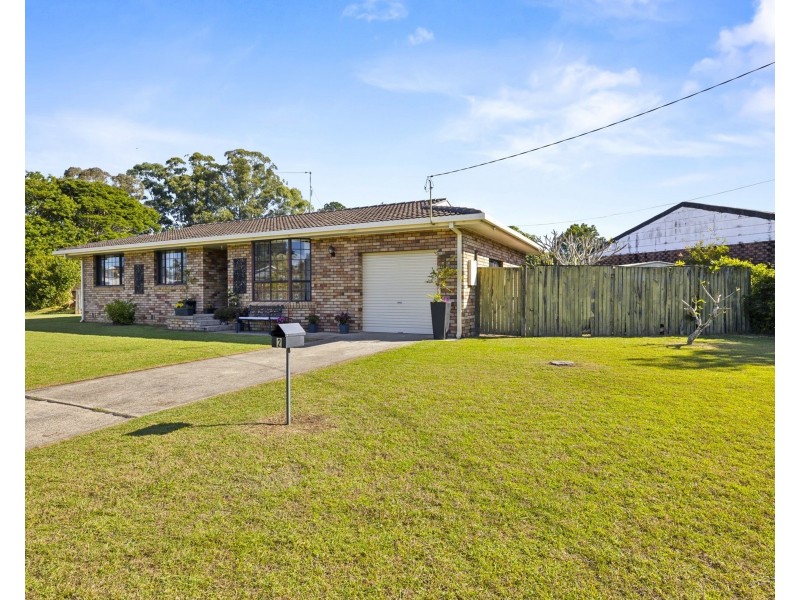 2 Elizabeth Drive, Urunga NSW 2455
