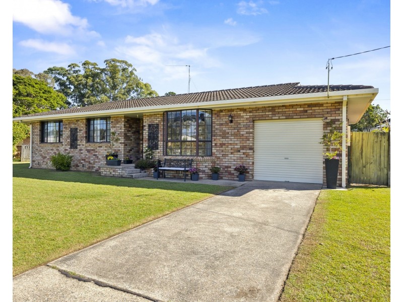 2 Elizabeth Drive, Urunga NSW 2455