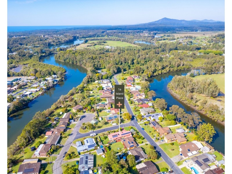 1A Island Place, Urunga NSW 2455