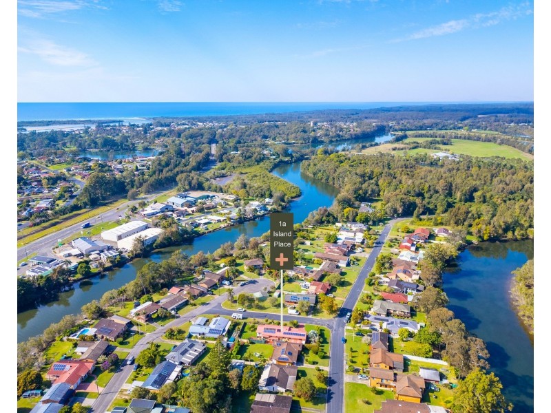 1A Island Place, Urunga NSW 2455