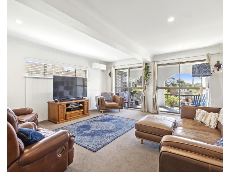 16 Moore Place, Urunga NSW 2455