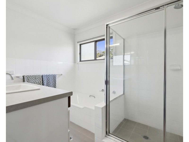 16 Moore Place, Urunga NSW 2455