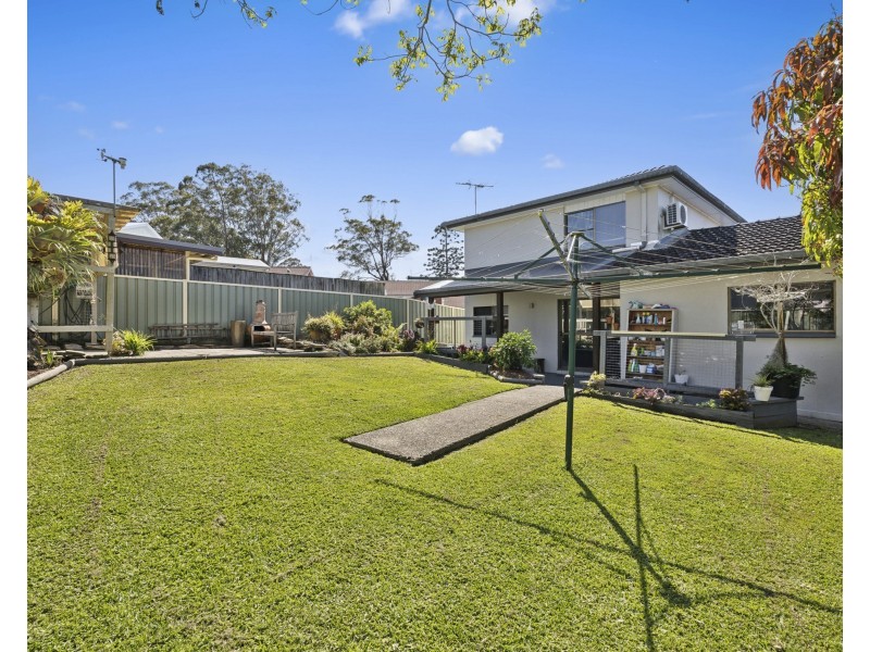 16 Moore Place, Urunga NSW 2455