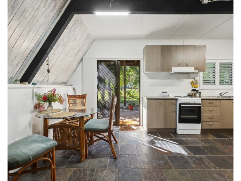9 Beach Parade, Mylestom NSW 2454