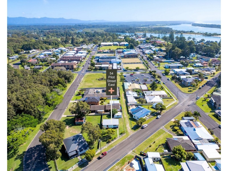 54 Pilot Street East, Urunga NSW 2455