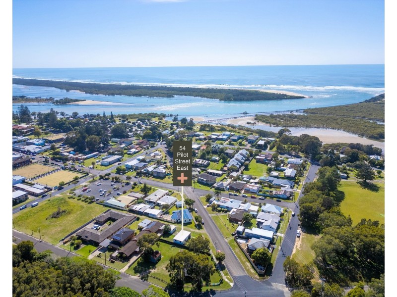 54 Pilot Street East, Urunga NSW 2455