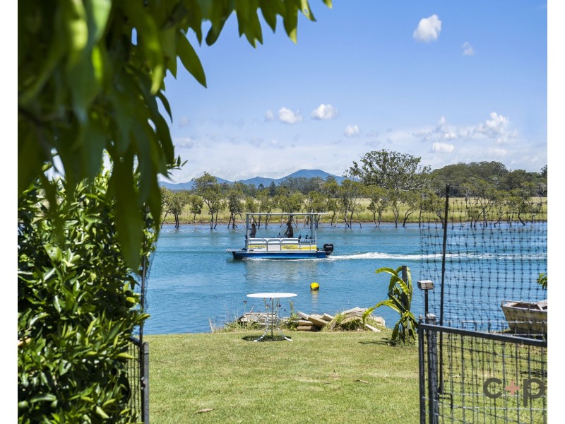 37 Burrawong Parade, Urunga NSW 2455