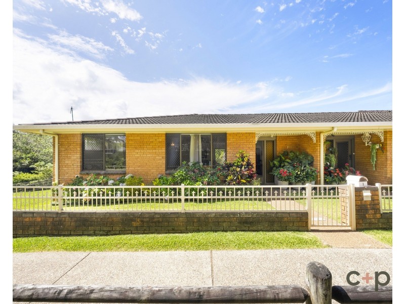 1/2 Bowra Street, Urunga NSW 2455