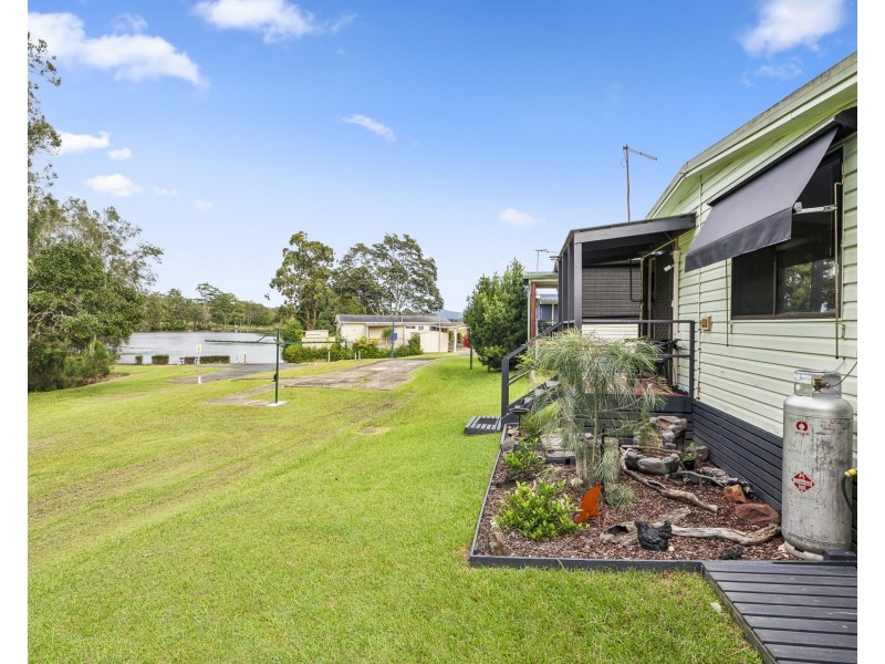 21/4 Riverwood Place, Urunga NSW 2455