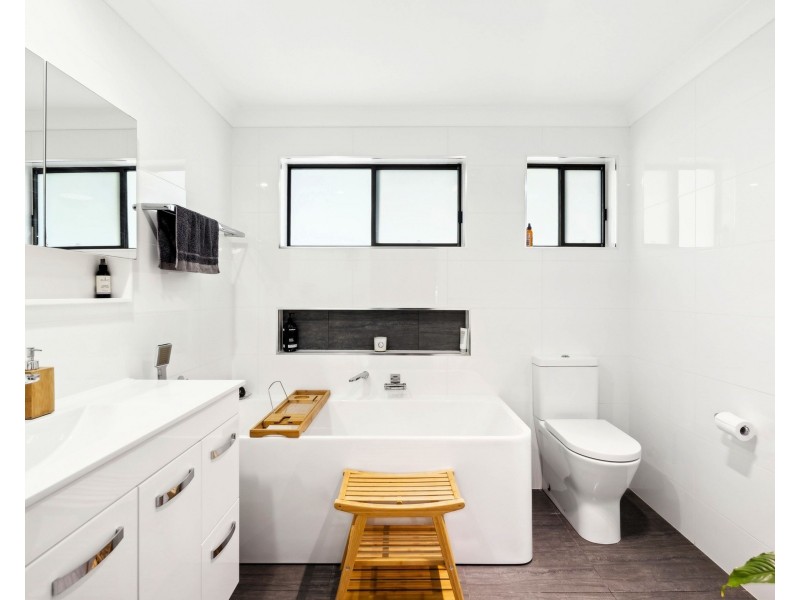 1 Island Place, Urunga NSW 2455