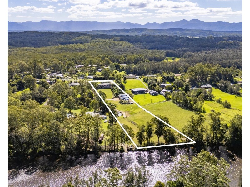 14 Riverside Drive, Urunga NSW 2455