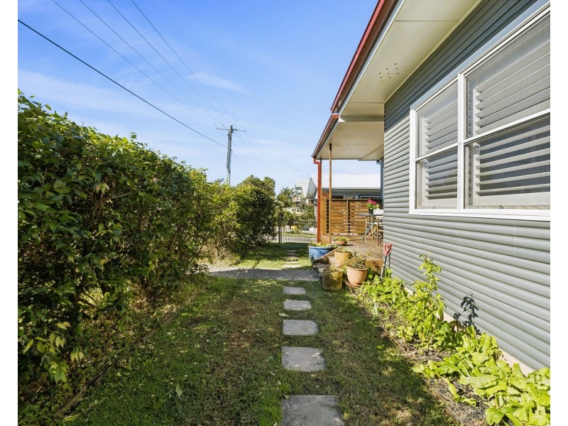 1 Newry Street, Urunga NSW 2455