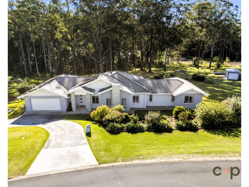 73 Pearl Circuit, Valla NSW 2448