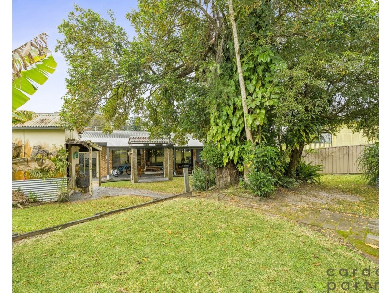 2 Moore Place, Urunga NSW 2455