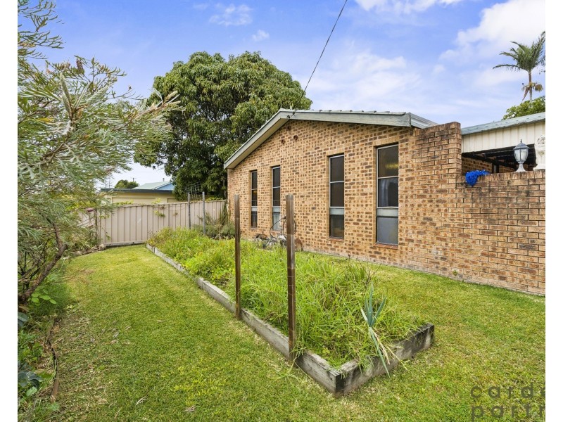 2 Moore Place, Urunga NSW 2455