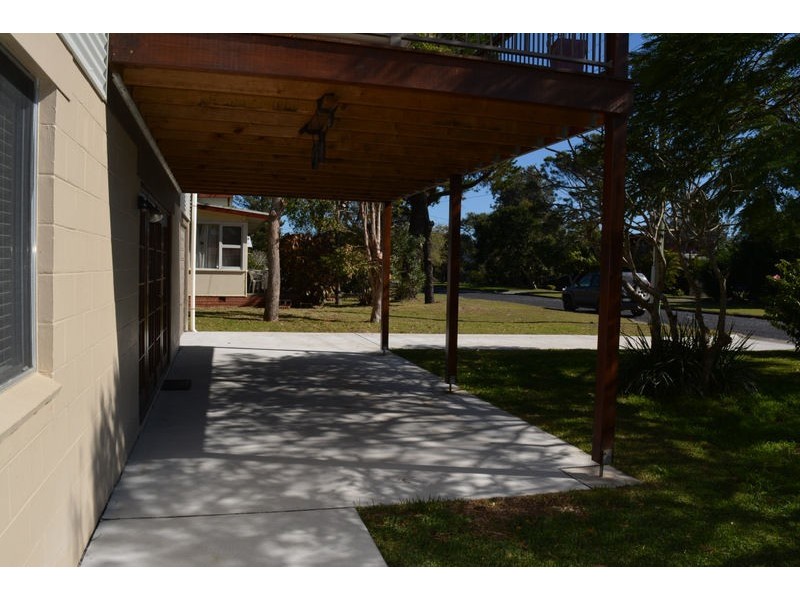 1 Azalea Avenue, Mylestom NSW 2454