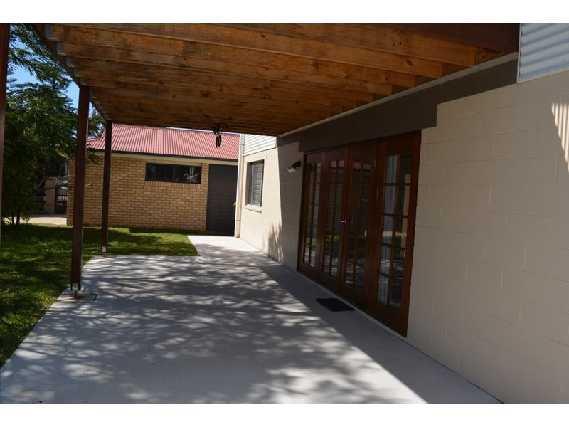 1 Azalea Avenue, Mylestom NSW 2454