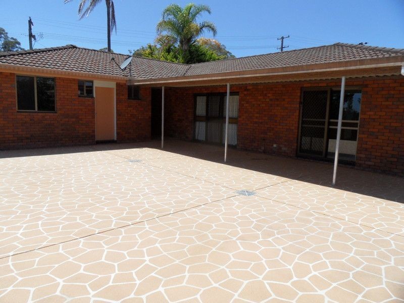 5 Crescent Street, Urunga NSW 2455