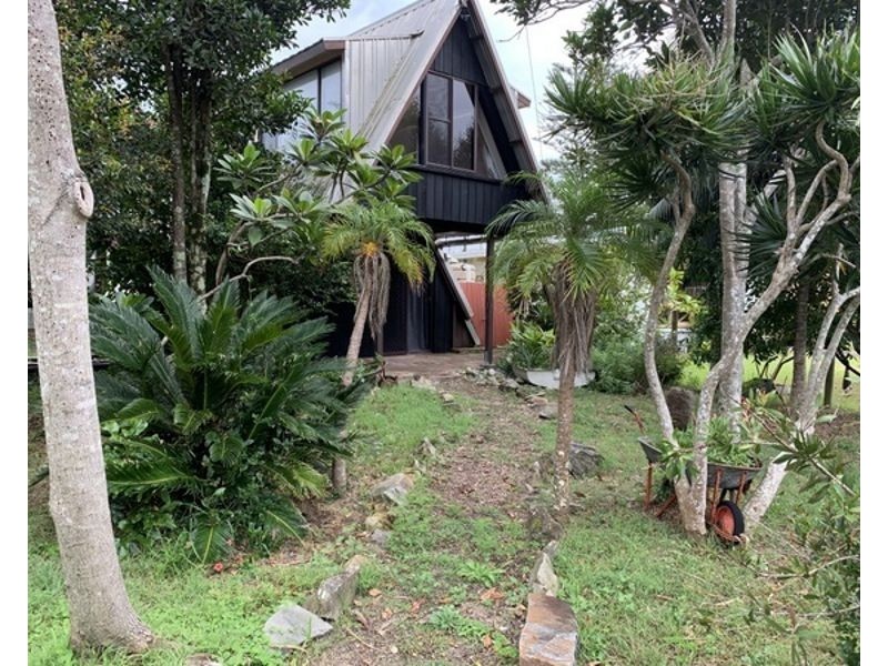 9 Beach Parade, Mylestom NSW 2454