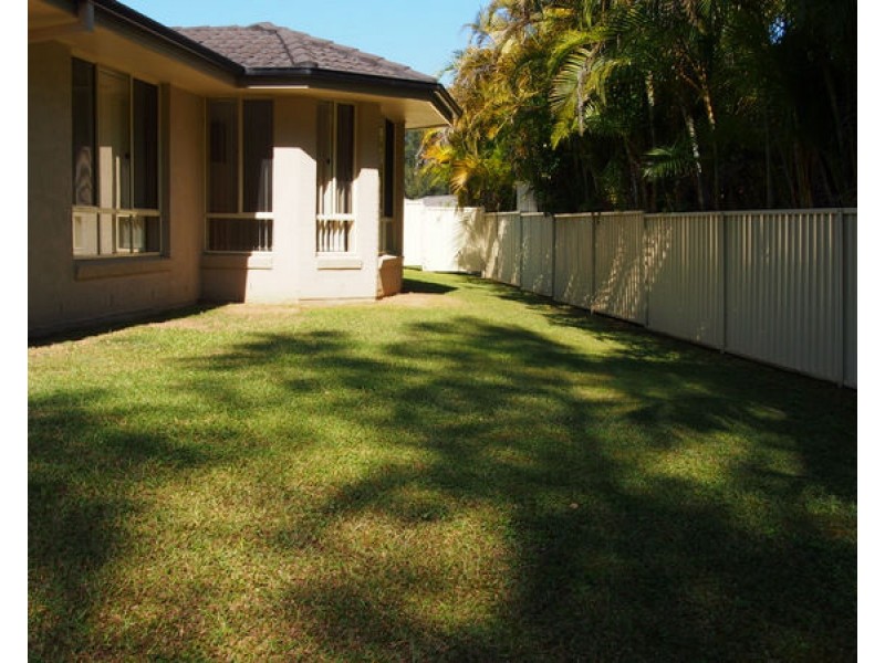 21 Lake Court, Urunga NSW 2455