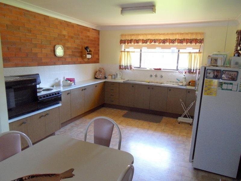 6 Moore Place, Urunga NSW 2455