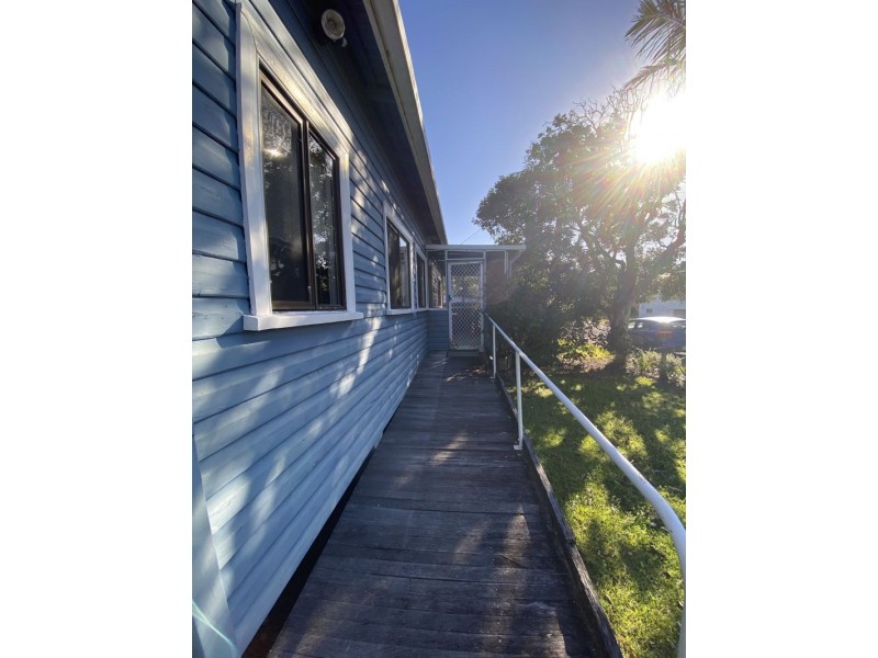 1 Winter Avenue, Mylestom NSW 2454