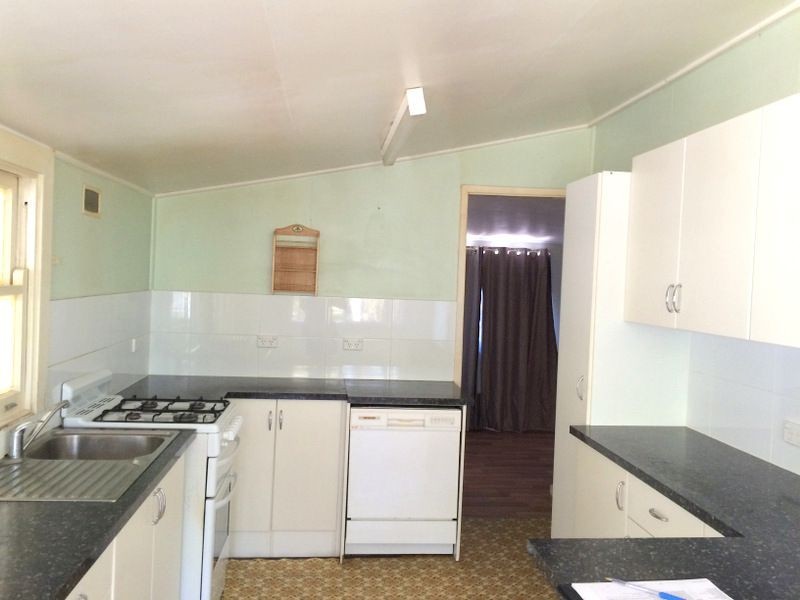 16 Winter Avenue, Mylestom NSW 2454