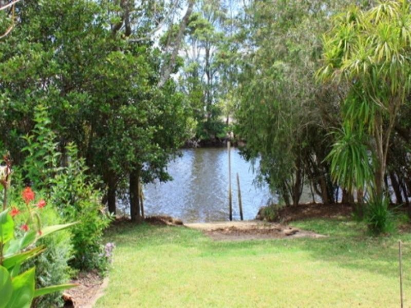 2 Marshall Place, Urunga NSW 2455